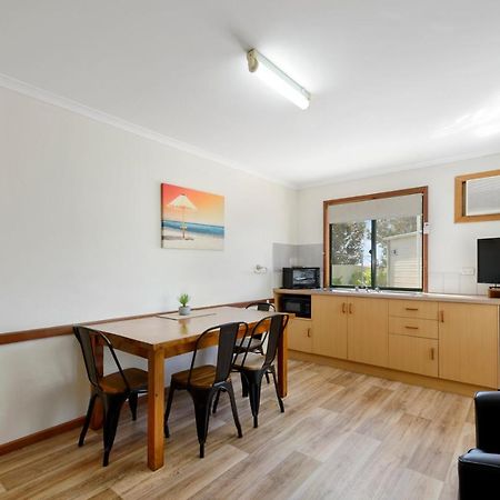 Moonta Bay Accommodation Port Moonta Экстерьер фото