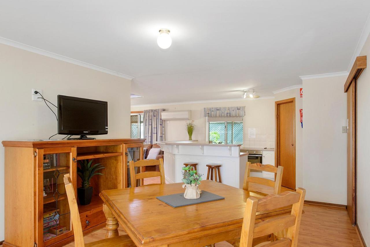 Moonta Bay Accommodation Port Moonta Экстерьер фото