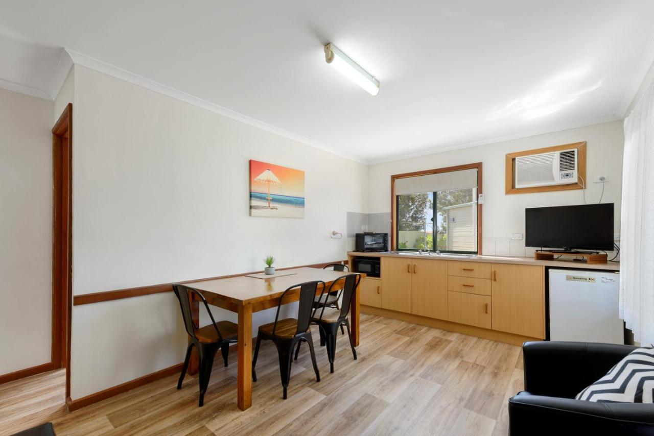 Moonta Bay Accommodation Port Moonta Экстерьер фото