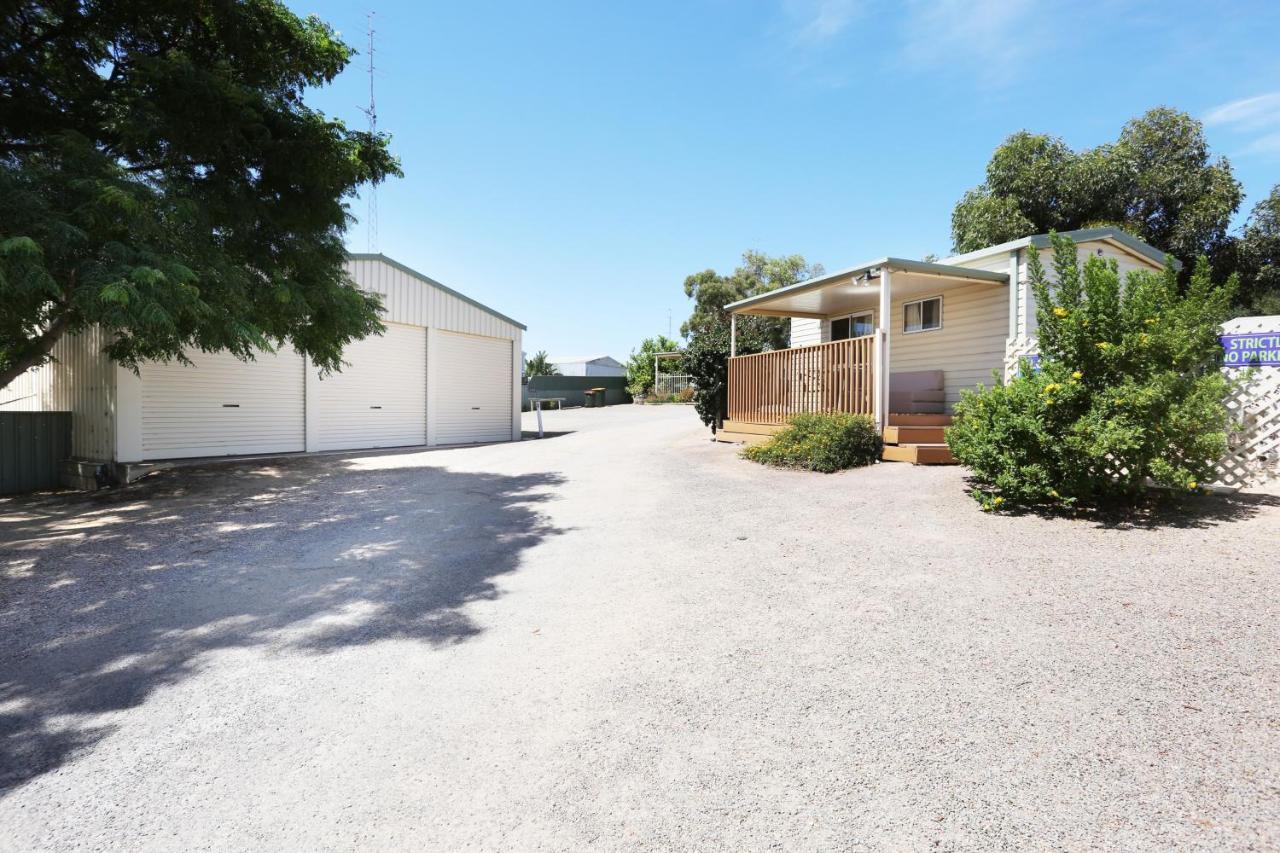 Moonta Bay Accommodation Port Moonta Экстерьер фото